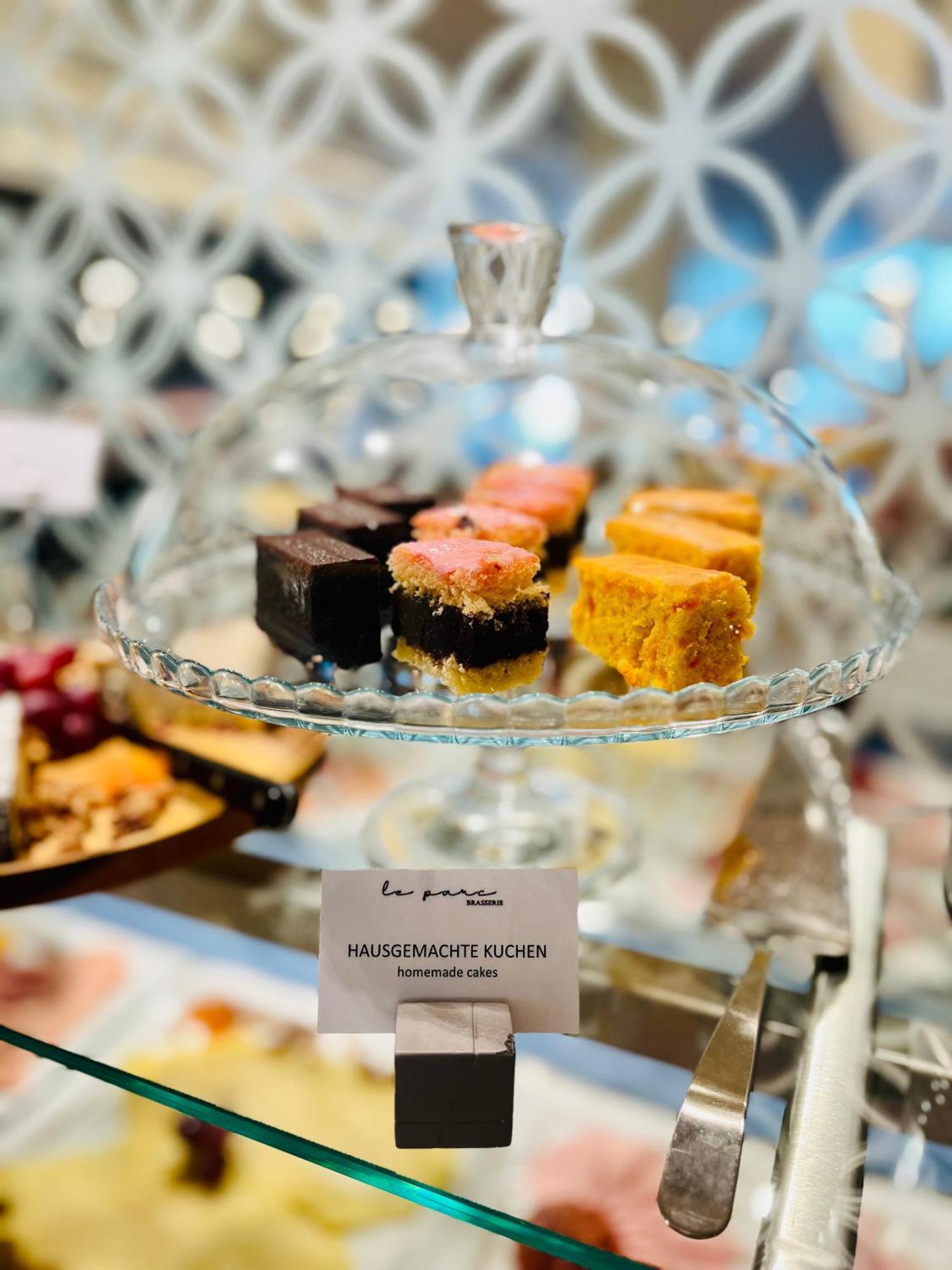 Hotel Le Parc وينر نويشتاد المظهر الخارجي الصورة